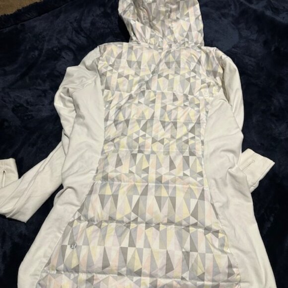 Lululemon Fluff Off Stained Glass pullover - Picture 3 of 3